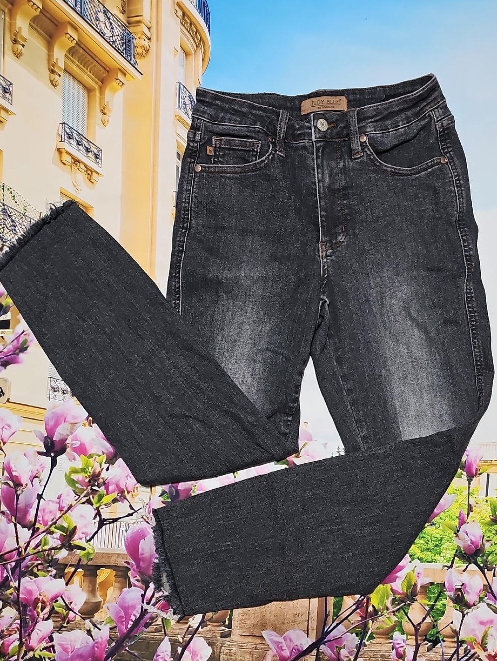 Judy Blue Black Distressed Slim Fit Raw Hem Jeans Size 3/26 - Picture 2 of 6